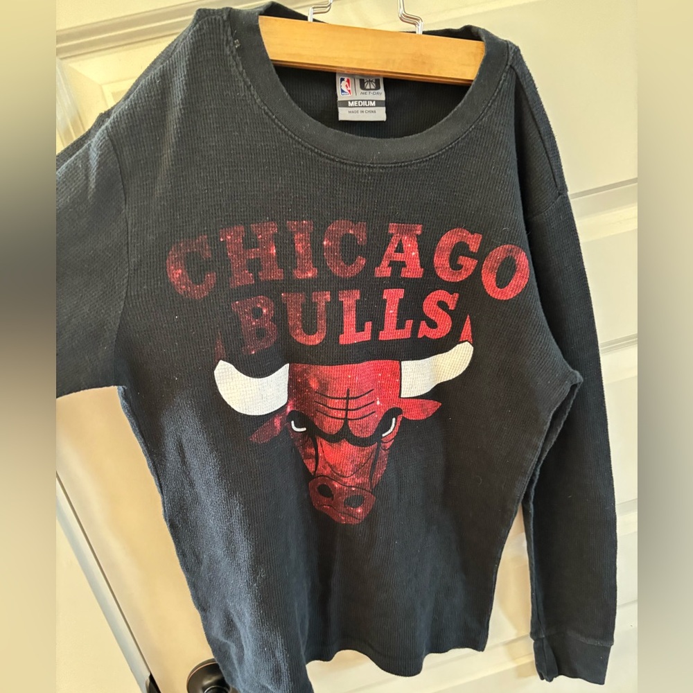 Vintage NBA Chicago Bulls Black Long Sleeve Shirt